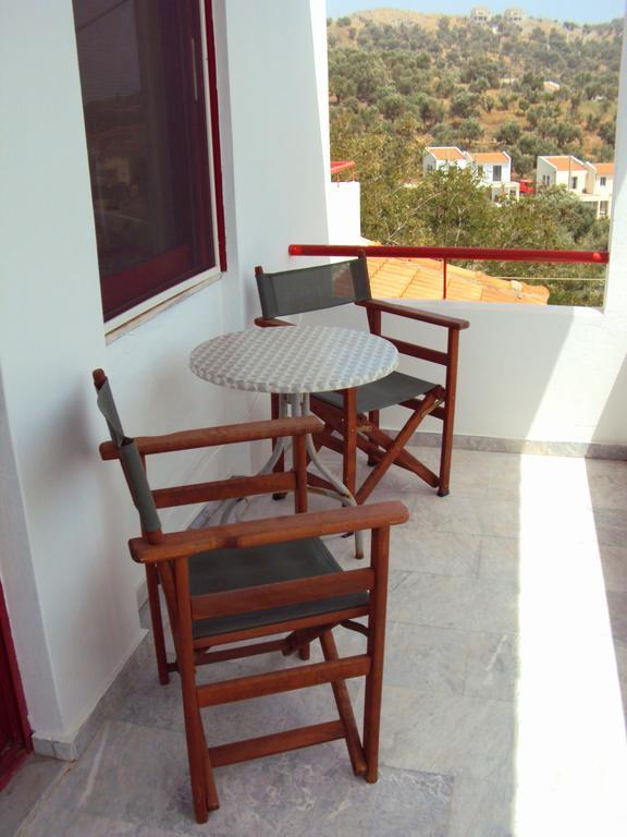 Irini Studios Plomari Exterior foto